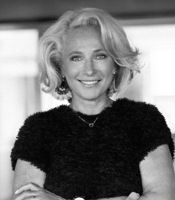 Jenny-Puzelik-Managing-Director Jenny-Puzelik-Managing-Director